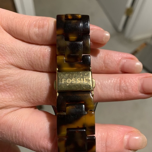 Fossil watch-diamond framing & Tortoise-shell band - Picture 2 of 3